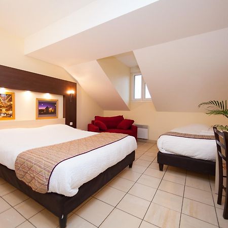 Logis Jum'Hotel Saints-Geosmes Zewnętrze zdjęcie