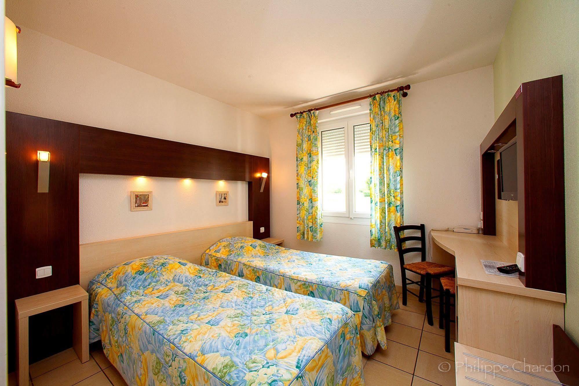 Logis Jum'Hotel Saints-Geosmes Zewnętrze zdjęcie
