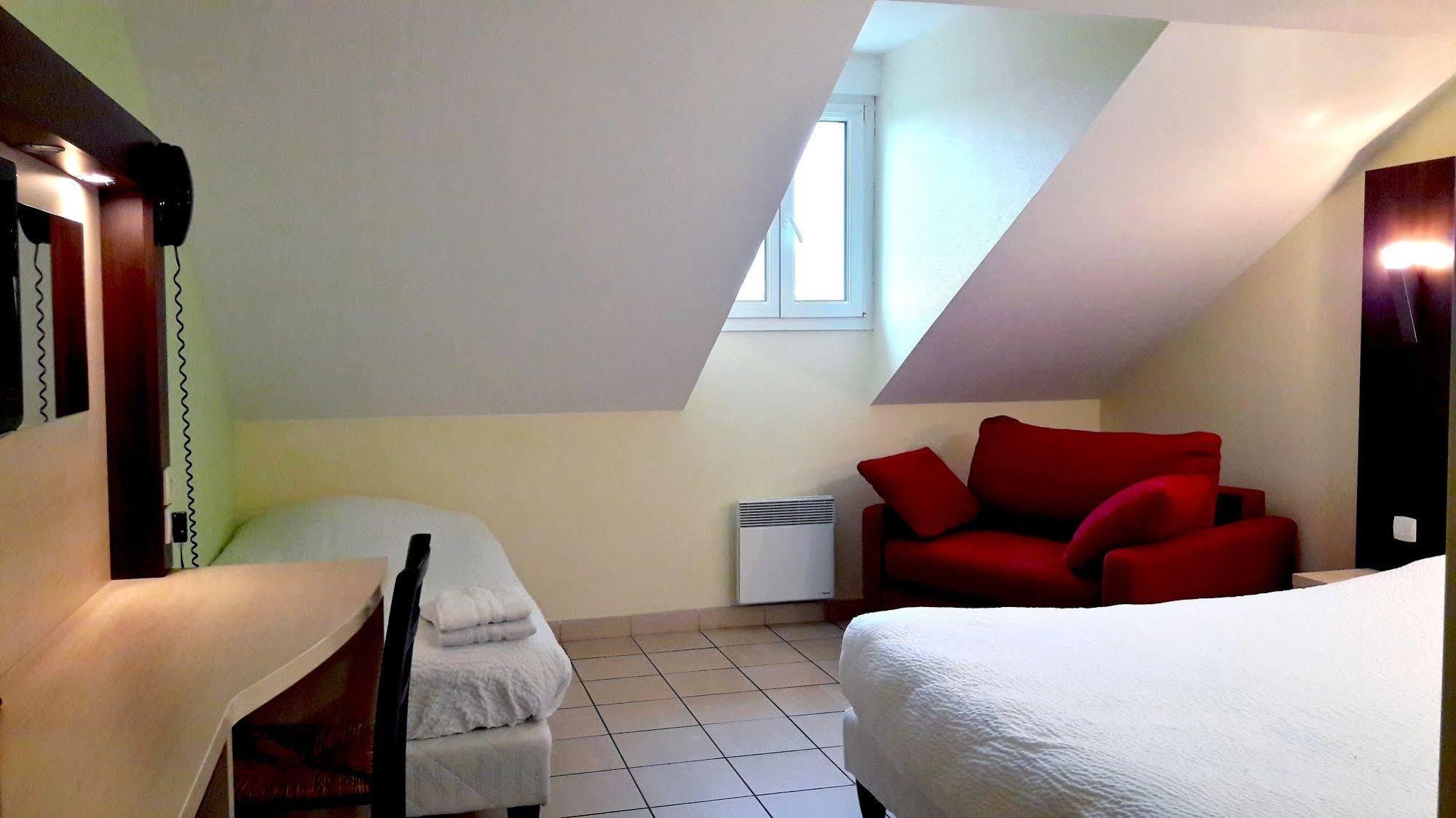 Logis Jum'Hotel Saints-Geosmes Zewnętrze zdjęcie
