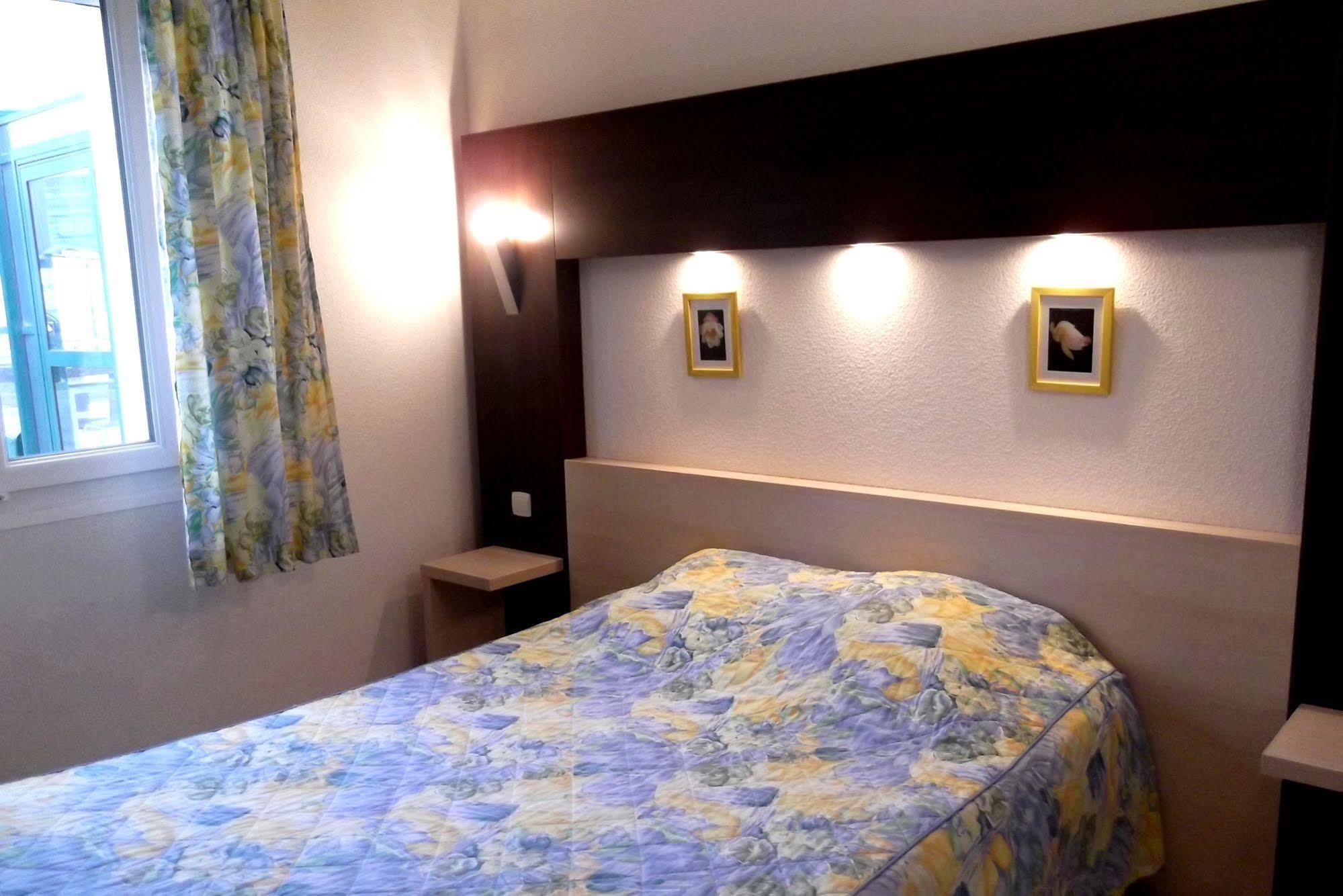 Logis Jum'Hotel Saints-Geosmes Zewnętrze zdjęcie